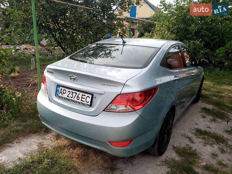 Седан Hyundai Accent 2012 в Запоріжжі