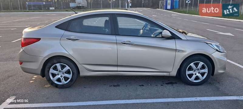 Седан Hyundai Accent 2012 в Запоріжжі