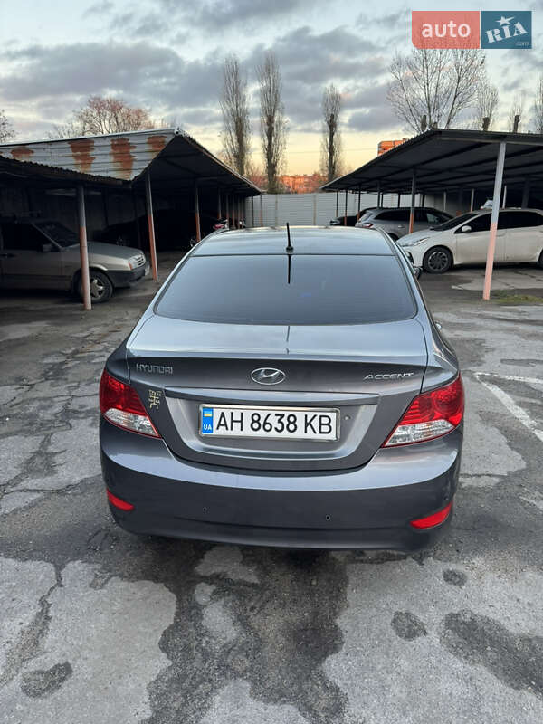 Седан Hyundai Accent 2012 в Павлограді фото 3 Седан Hyundai Accent 2012 в Павлограді