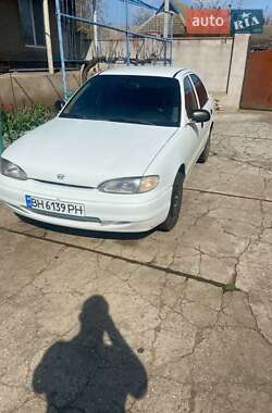 Седан Hyundai Accent 1995 в Белгороде-Днестровском