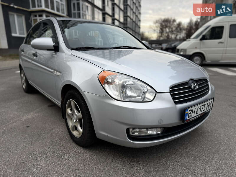 Седан Hyundai Accent 2008 в Чернигове