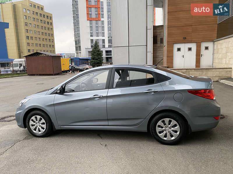 Седан Hyundai Accent 2019 в Києві