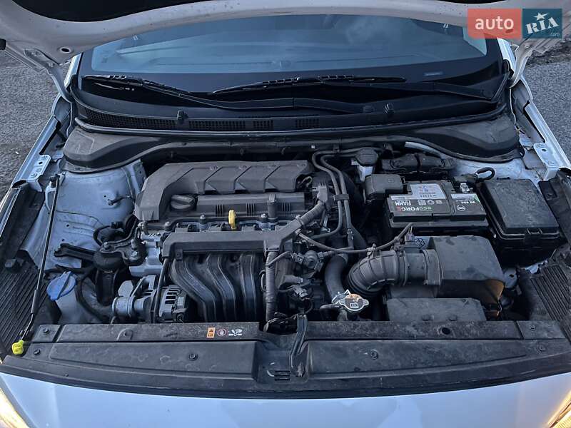 Седан Hyundai Accent 2020 в Николаеве