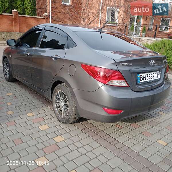 Седан Hyundai Accent 2011 в Одессе