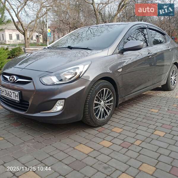 Седан Hyundai Accent 2011 в Одессе