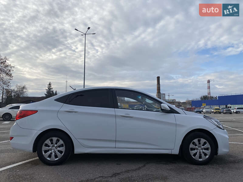 Седан Hyundai Accent 2018 в Житомирі