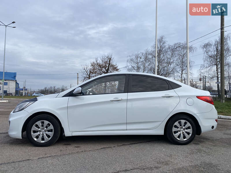 Седан Hyundai Accent 2018 в Житомирі