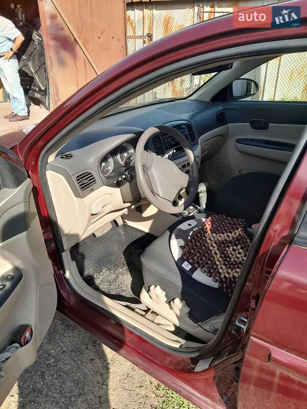 Седан Hyundai Accent 2008 в Чернівцях