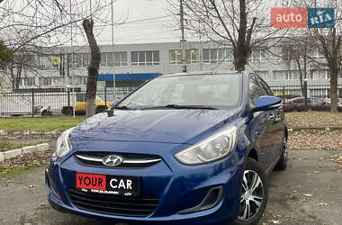 Седан Hyundai Accent 2015 в Киеве