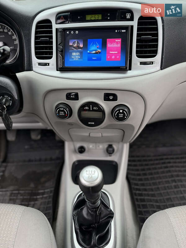 Седан Hyundai Accent 2008 в Одессе