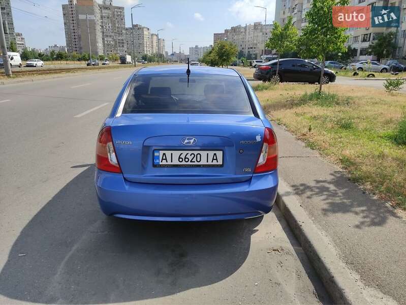Седан Hyundai Accent 2008 в Киеве