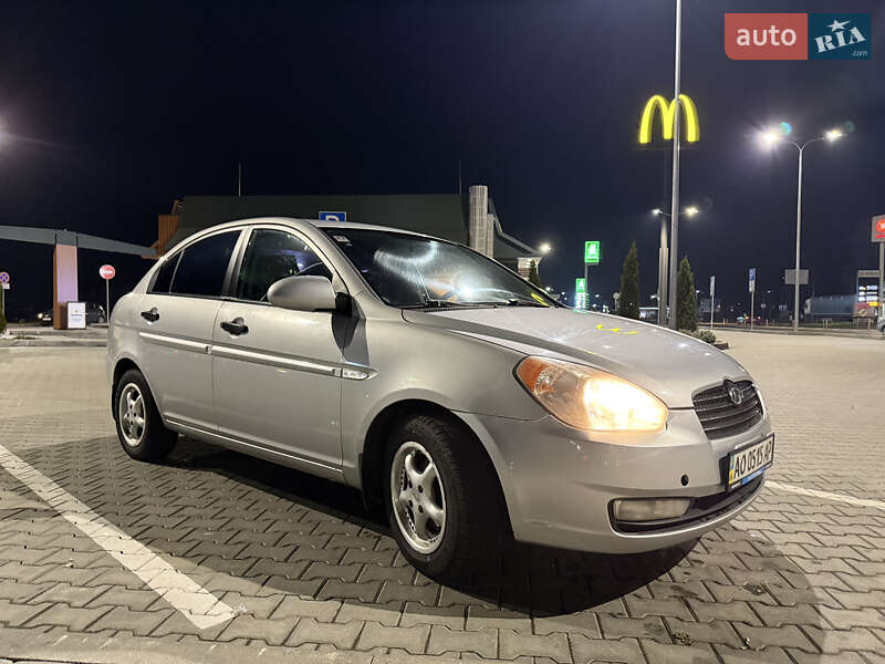Хетчбек Hyundai Accent 2008 в Мукачевому