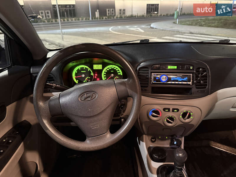 Хетчбек Hyundai Accent 2008 в Мукачевому