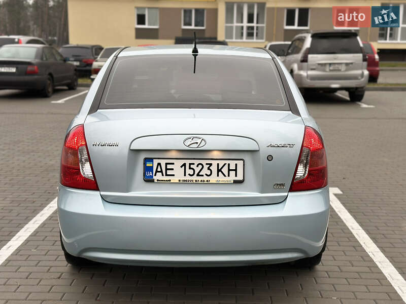 Седан Hyundai Accent 2008 в Киеве