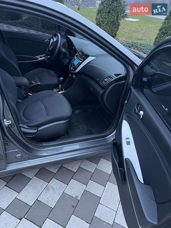 Седан Hyundai Accent 2011 в Ніжині фото 24 Седан Hyundai Accent 2011 в Ніжині