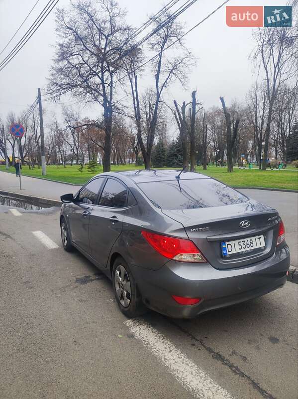 Седан Hyundai Accent 2013 в Харькове