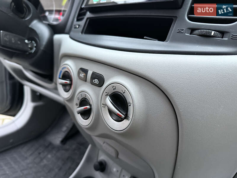 Седан Hyundai Accent 2008 в Хмельницькому фото 28 Седан Hyundai Accent 2008 в Хмельницькому