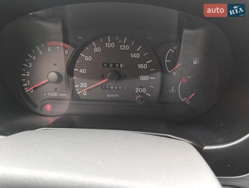 Седан Hyundai Accent 2006 в Рівному фото 11 Седан Hyundai Accent 2006 в Рівному