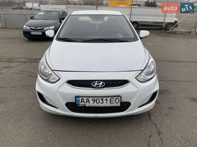 Седан Hyundai Accent 2019 в Києві