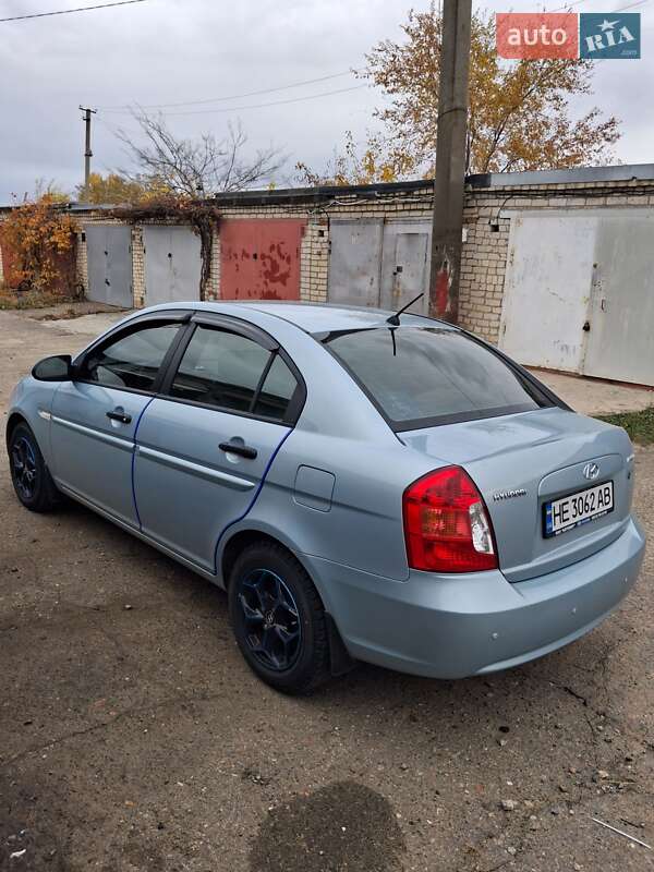 Седан Hyundai Accent 2008 в Николаеве