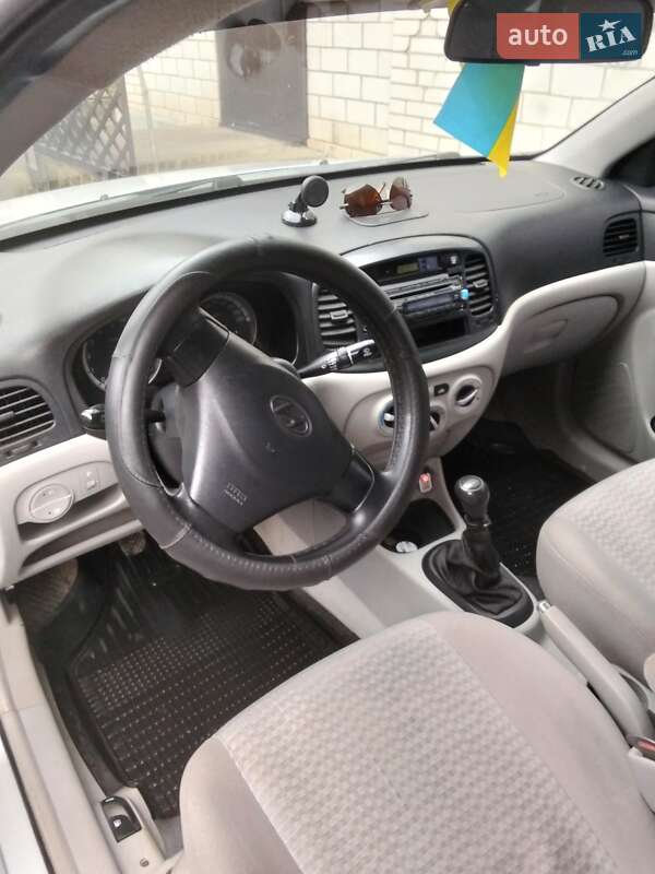 Седан Hyundai Accent 2008 в Тульчині