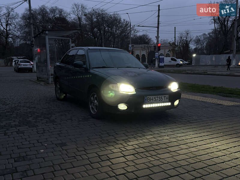 Hyundai Accent 1999 Hyundai Accent 1999