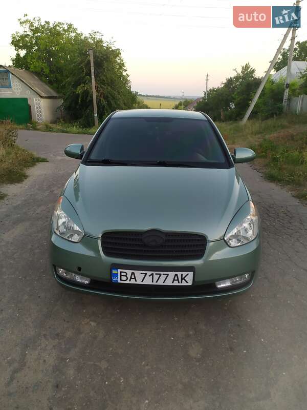 Седан Hyundai Accent 2008 в Новоархангельске фото 12 Седан Hyundai Accent 2008 в Новоархангельске
