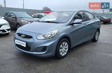 Седан Hyundai Accent 2019 в Киеве