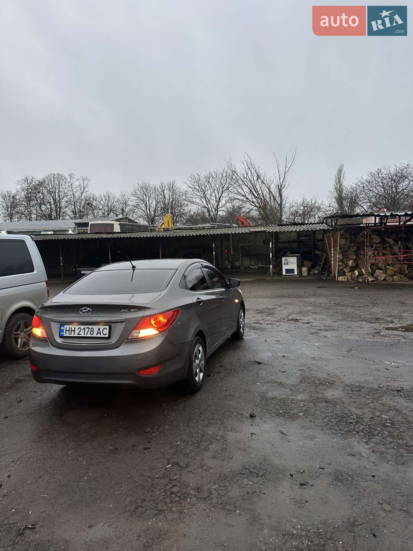 2011 Hyundai Accent - мініатюра 4
