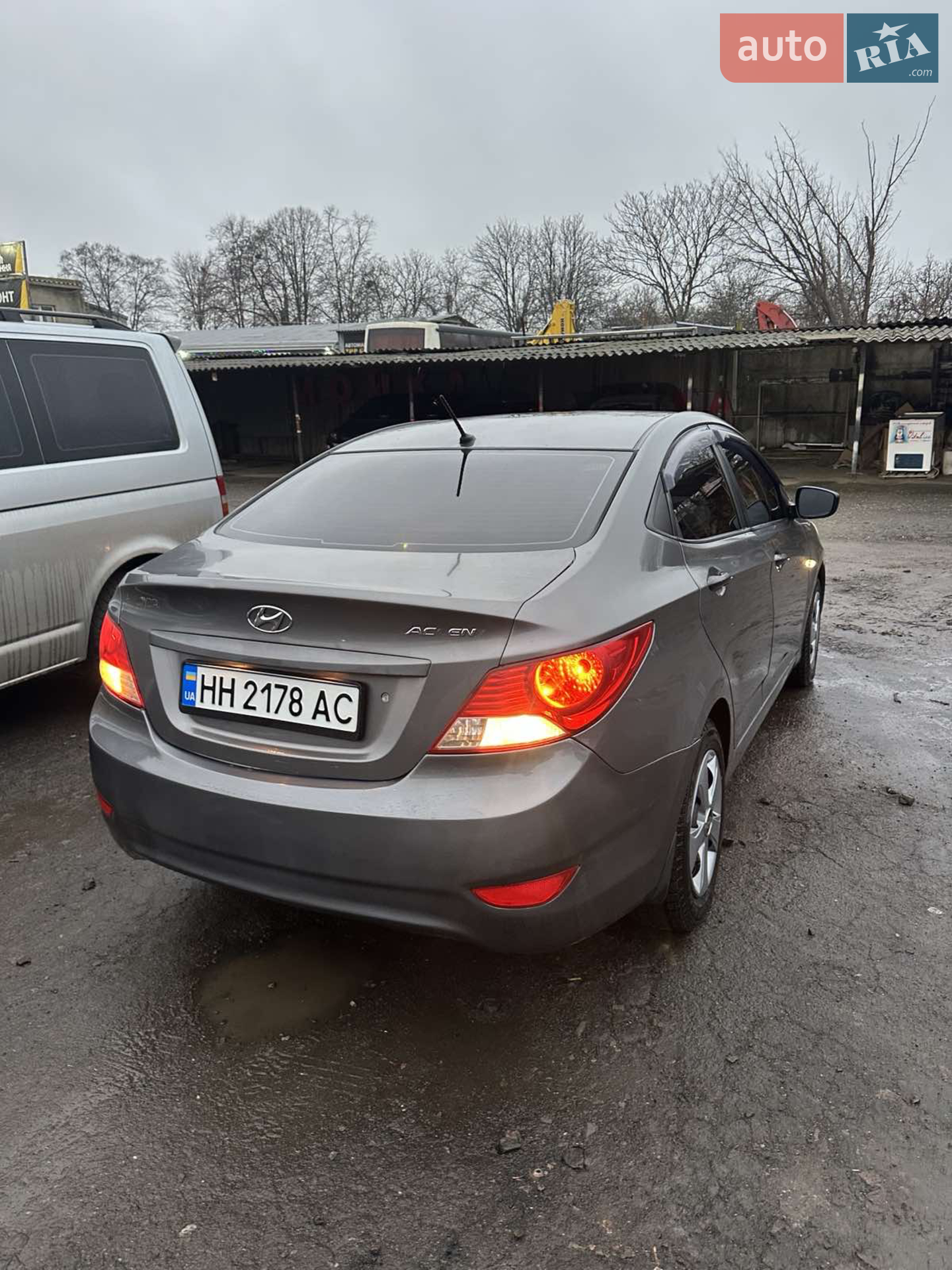 2011 Hyundai Accent - мініатюра 5