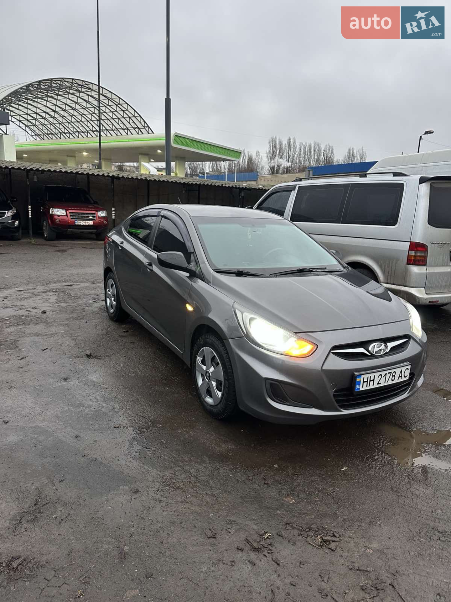 2011 Hyundai Accent - мініатюра 6