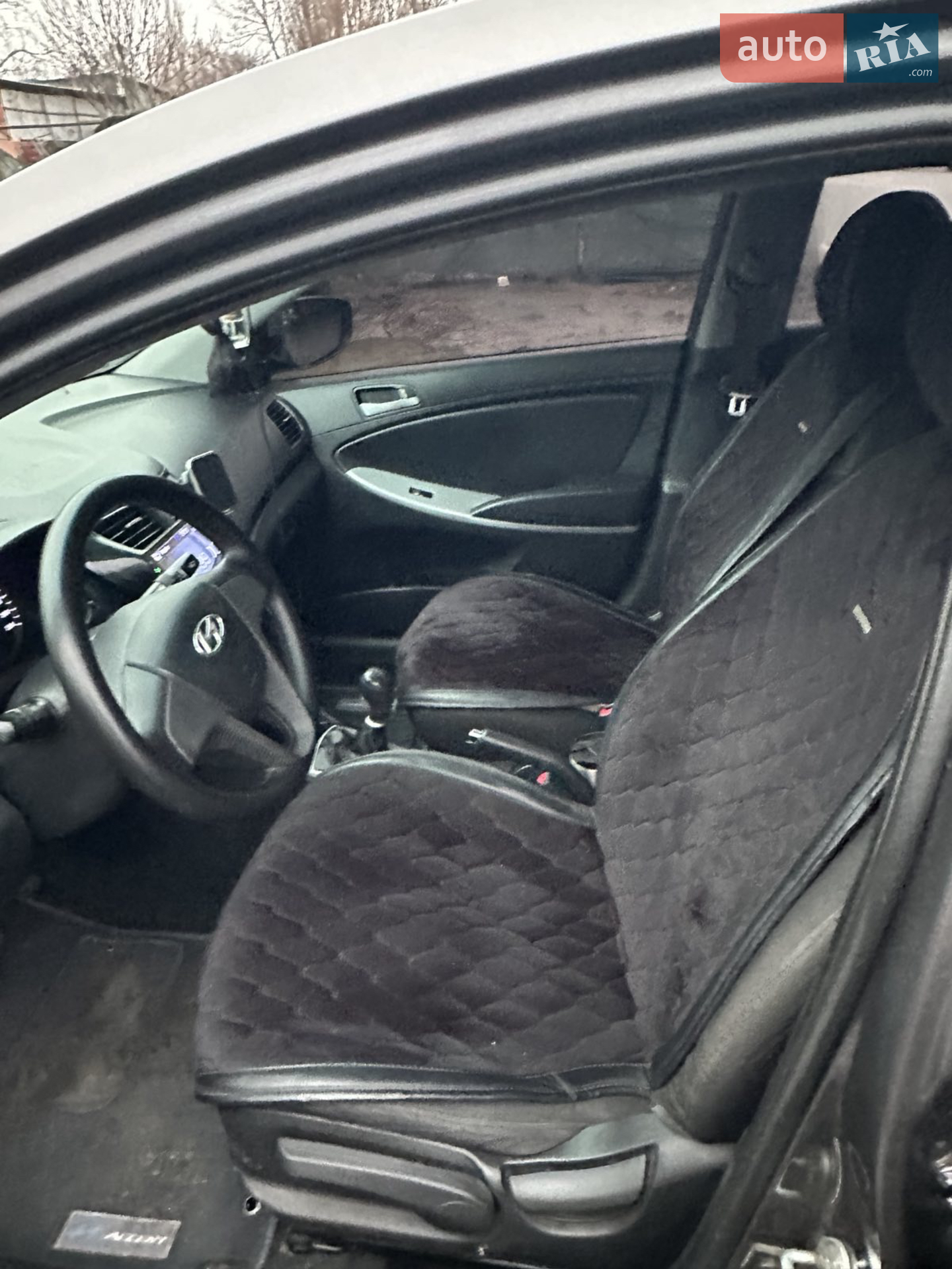 2011 Hyundai Accent - мініатюра 10