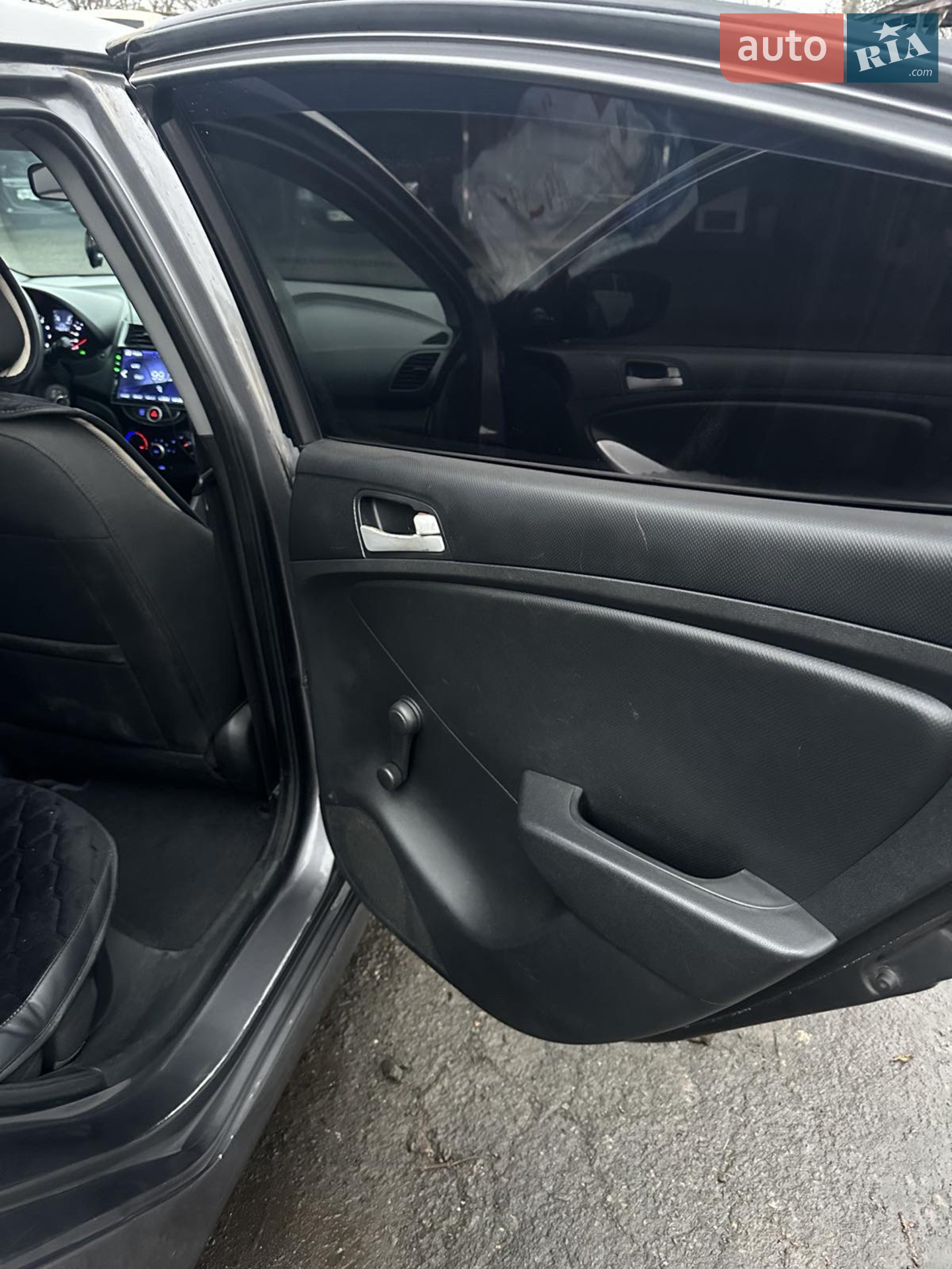 2011 Hyundai Accent - мініатюра 13