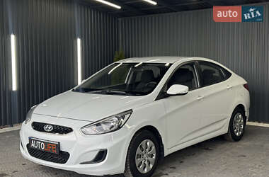 Седан Hyundai Accent 2019 в Мукачево