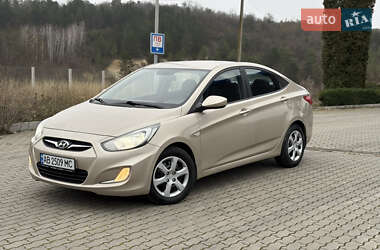 Седан Hyundai Accent 2012 в Могилев-Подольске