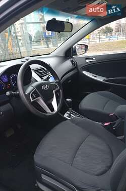 Седан Hyundai Accent 2012 в Ужгороді