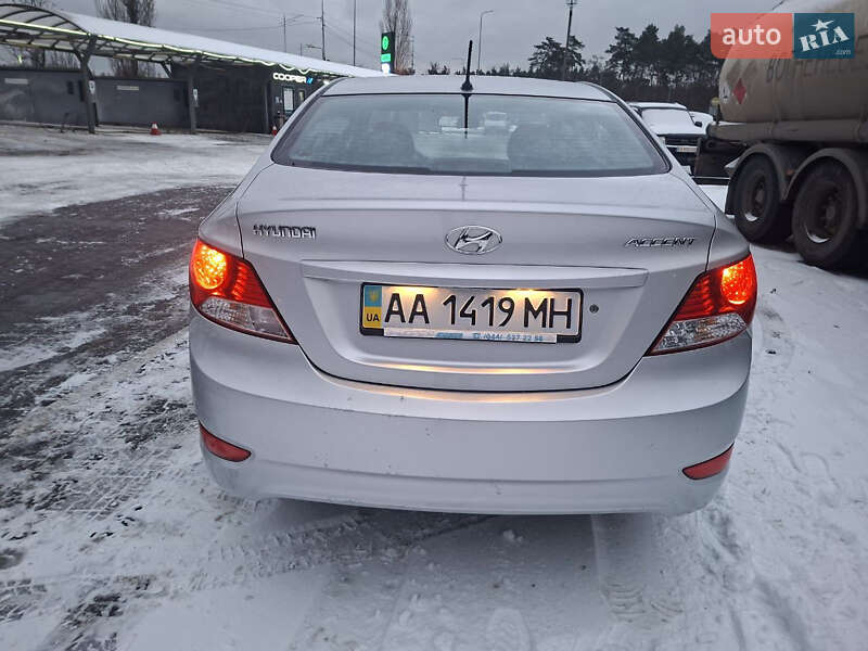 Седан Hyundai Accent 2012 в Києві фото 92 Седан Hyundai Accent 2012 в Києві
