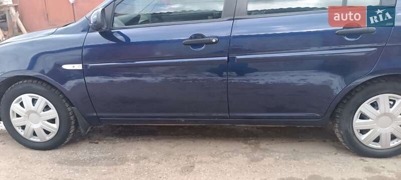 Седан Hyundai Accent 2008 в Ивано-Франковске фото 5 Седан Hyundai Accent 2008 в Ивано-Франковске