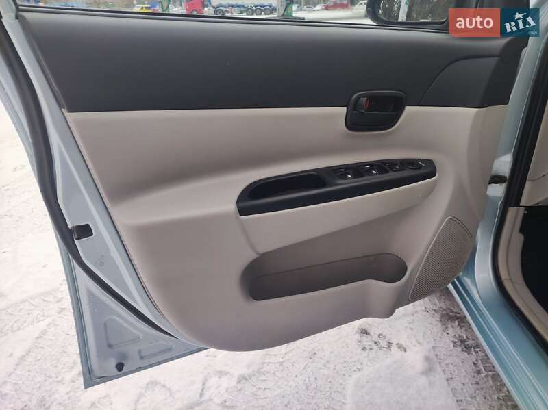 Седан Hyundai Accent 2008 в Днепре фото 41 Седан Hyundai Accent 2008 в Днепре