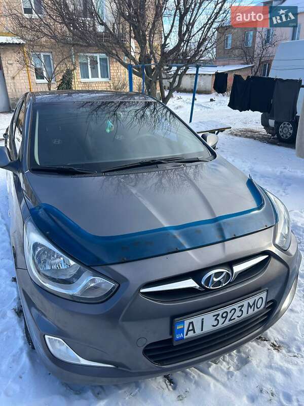 Седан Hyundai Accent 2011 в Яготині фото 5 Седан Hyundai Accent 2011 в Яготині