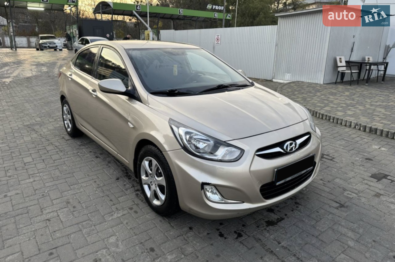 2013 Hyundai Accent - мініатюра 22
