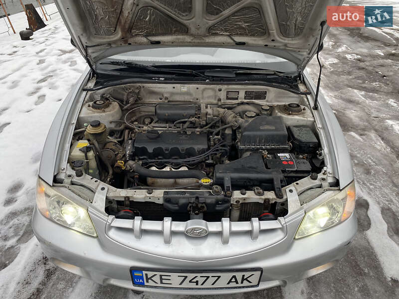 Лифтбек Hyundai Accent 2000 в Днепре фото 13 Лифтбек Hyundai Accent 2000 в Днепре