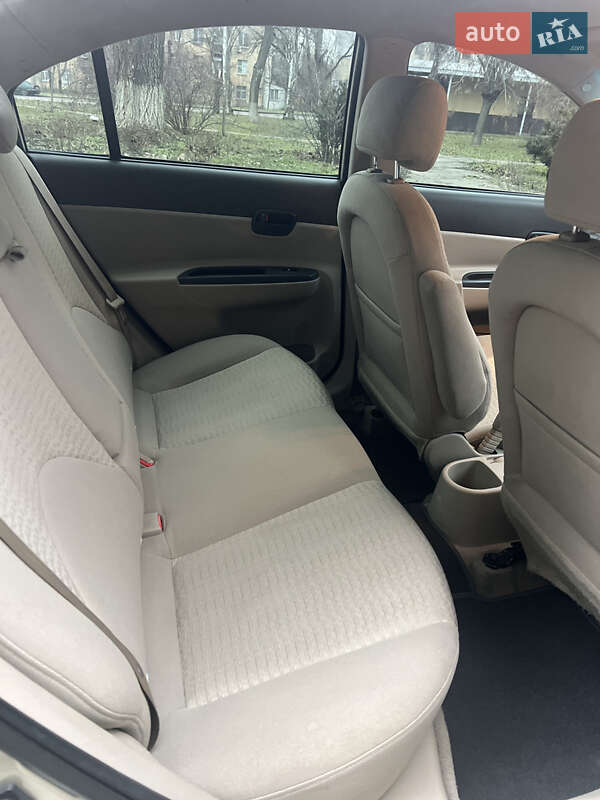 Седан Hyundai Accent 2008 в Николаеве