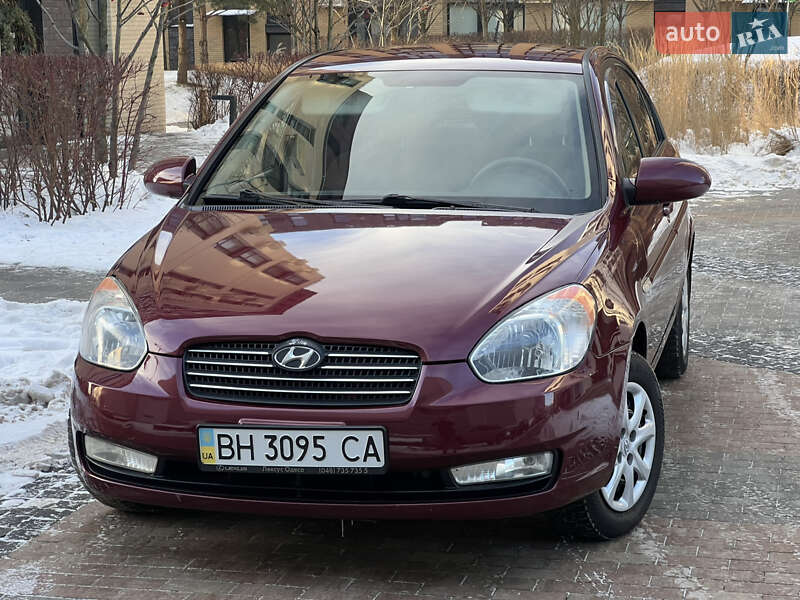 Седан Hyundai Accent 2008 в Киеве