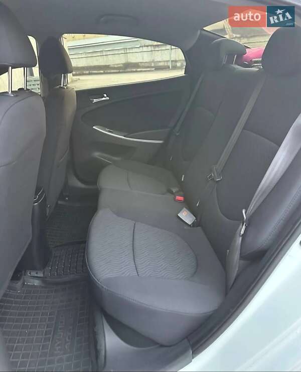 Седан Hyundai Accent 2012 в Кременчуці