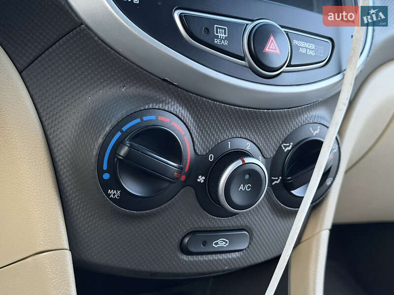 Седан Hyundai Accent 2013 в Одесі