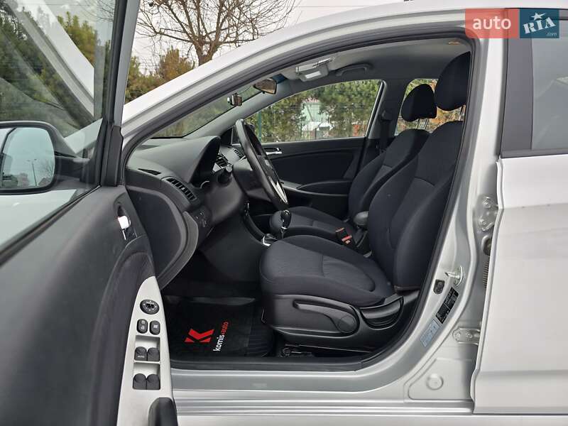 Седан Hyundai Accent 2013 в Хмельницком