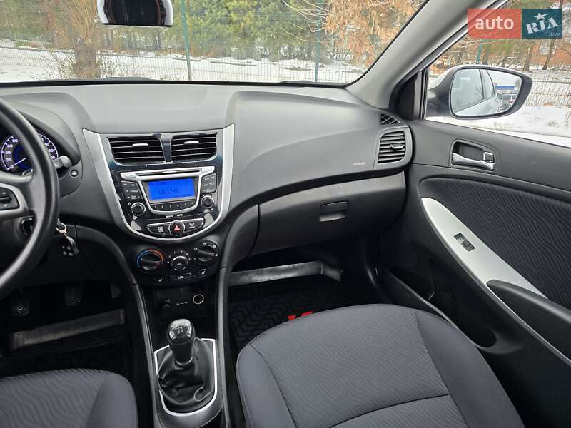 Седан Hyundai Accent 2013 в Хмельницком