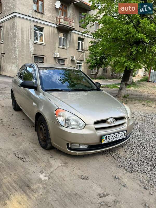 Хэтчбек Hyundai Accent 2006 в Лозовой