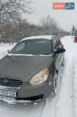 Седан Hyundai Accent 2008 в Ужгороде